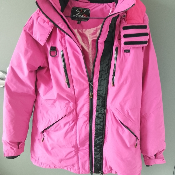 Coat - Picture 2 of 9